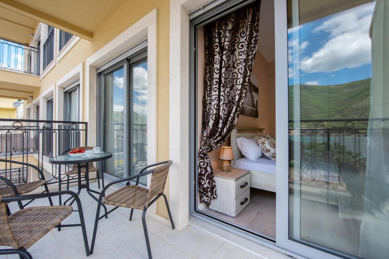2Montenegro Limeta Apartments With Pool Kotor Extérieur photo