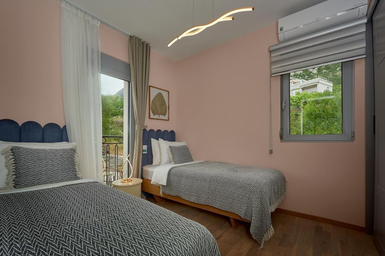 2Montenegro Limeta Apartments With Pool Kotor Extérieur photo